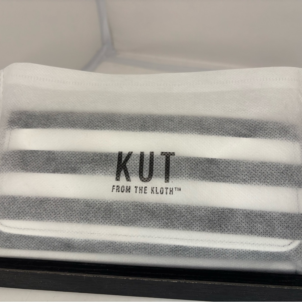 Kut from the Kloth Black & White Leather Wallet NWT - Picture 7 of 7